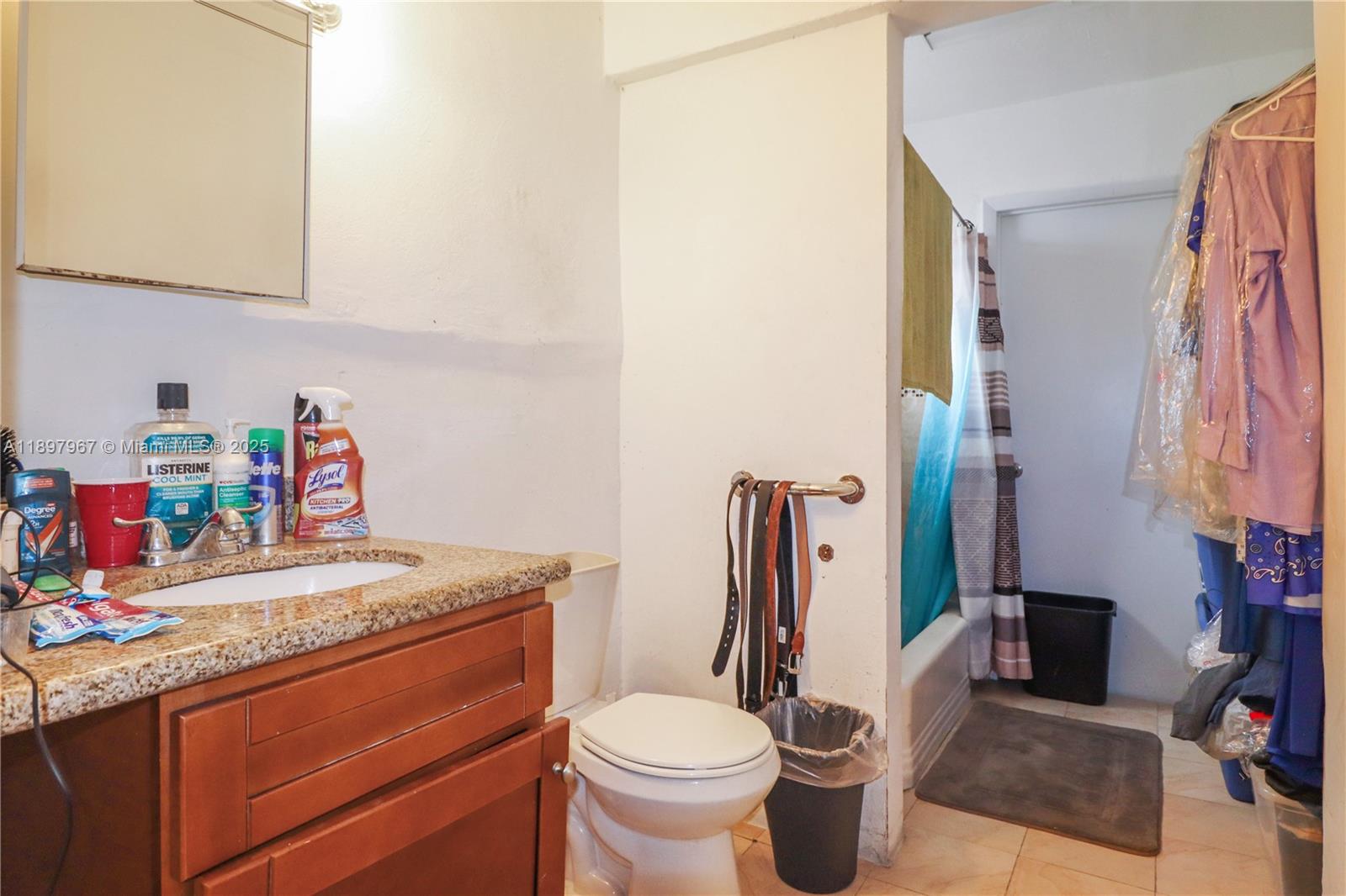 HOUSTON HEIGHTS - Residential Income