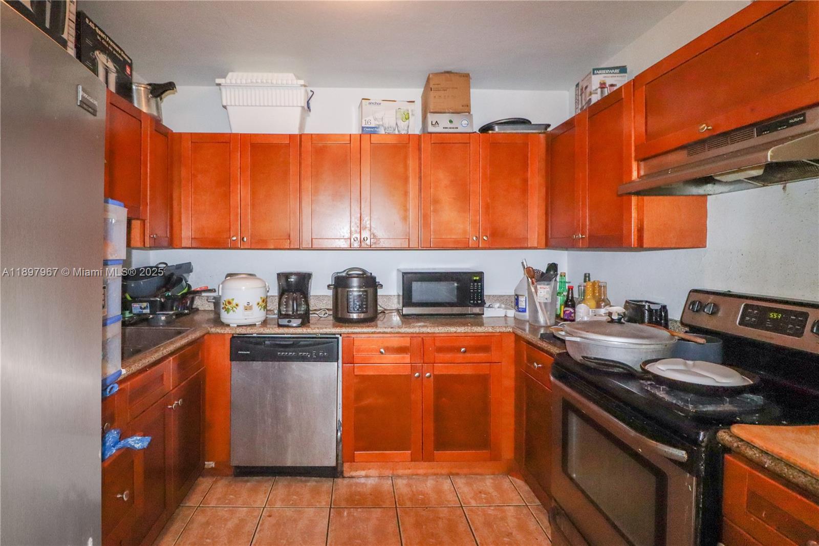 HOUSTON HEIGHTS - Residential Income