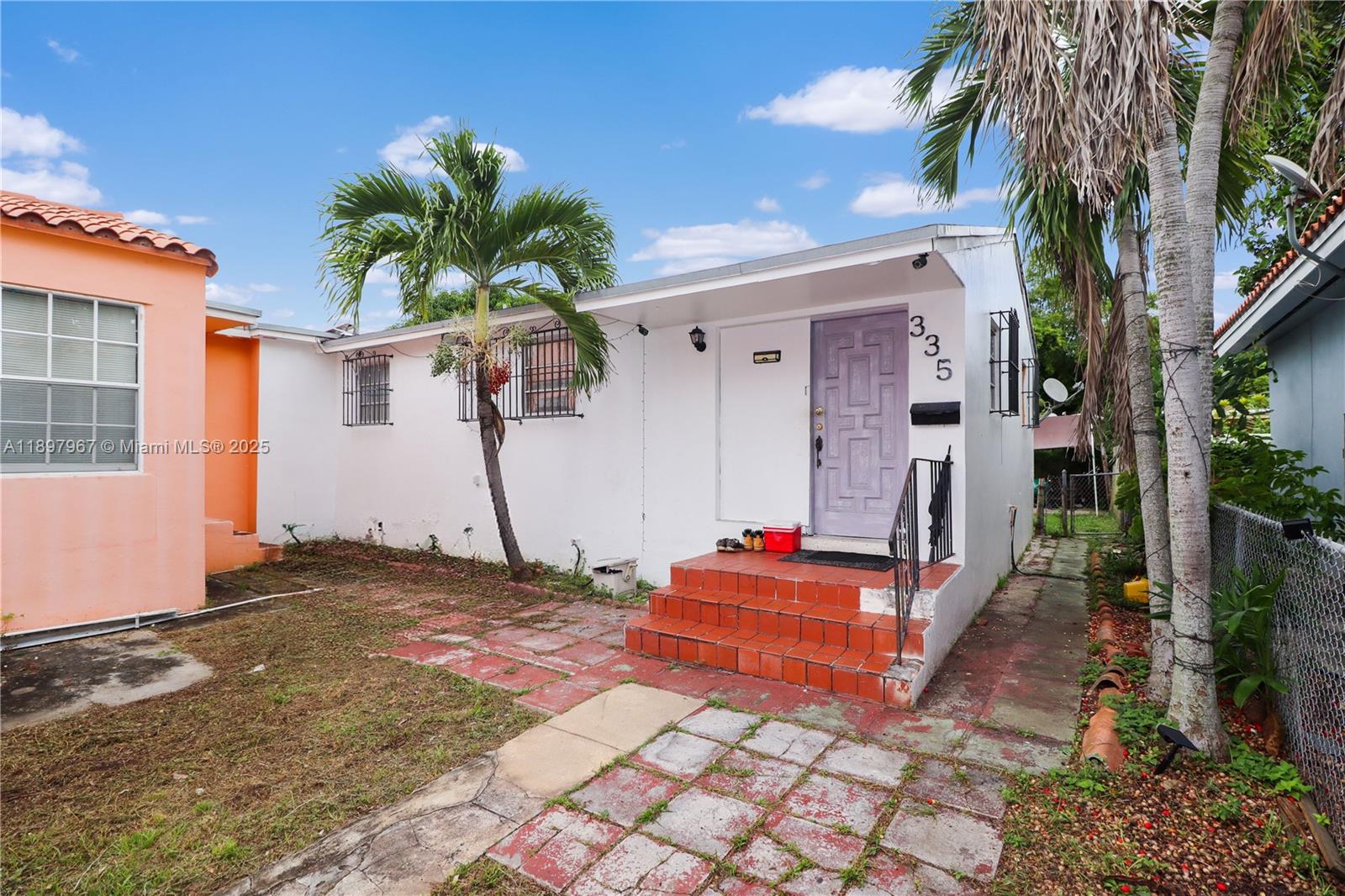 HOUSTON HEIGHTS - Residential Income