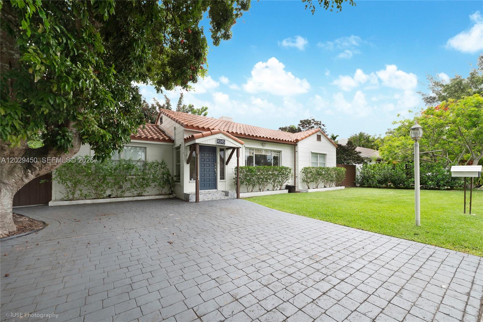 View photos, virtual tours, details... 4345 SW 13th St