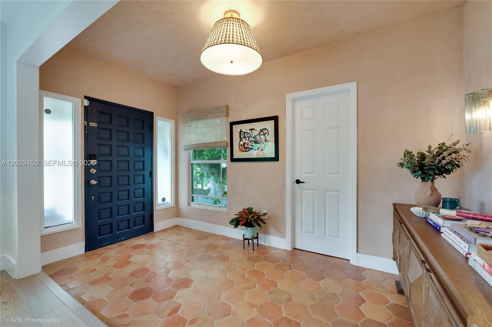 View photos, virtual tours, details... 4345 SW 13th St