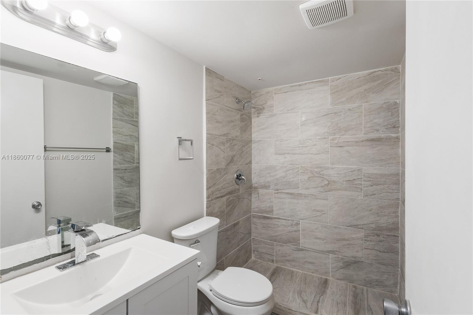 NEW HAMPTON AT CENTURY VIL - Residential