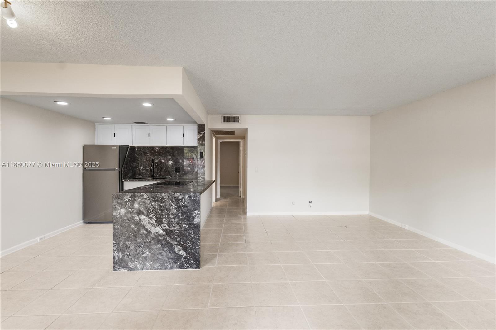 251 SW 132 way 114H