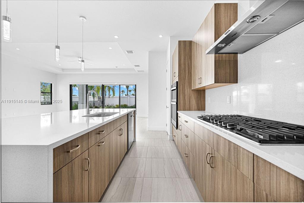 Solana Bay Avenir - Residential Lease