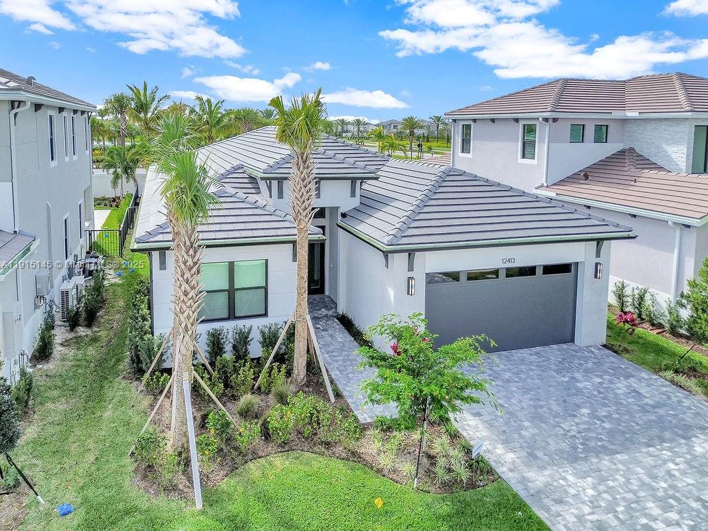 Solana Bay Avenir - Residential Lease