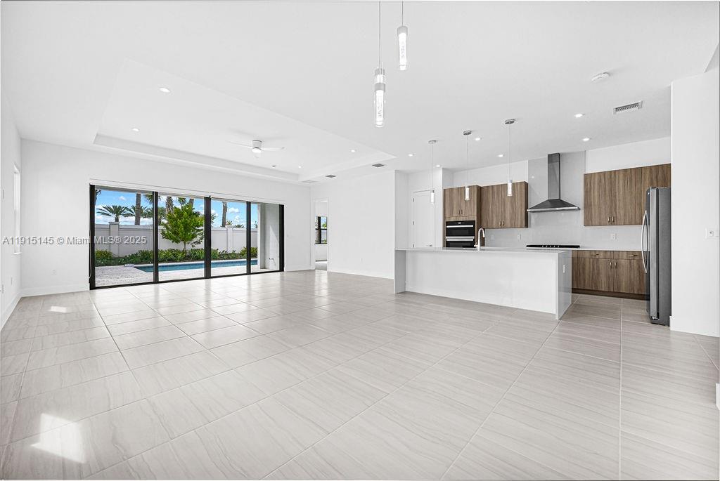 Solana Bay Avenir - Residential Lease