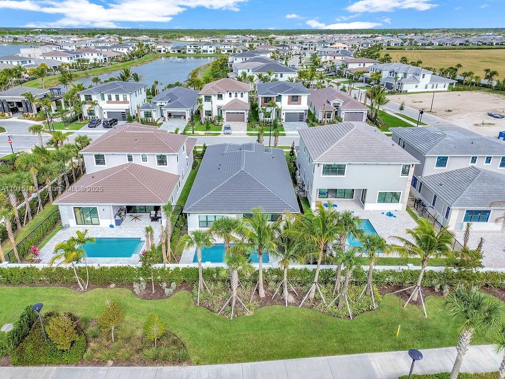 Solana Bay Avenir - Residential Lease