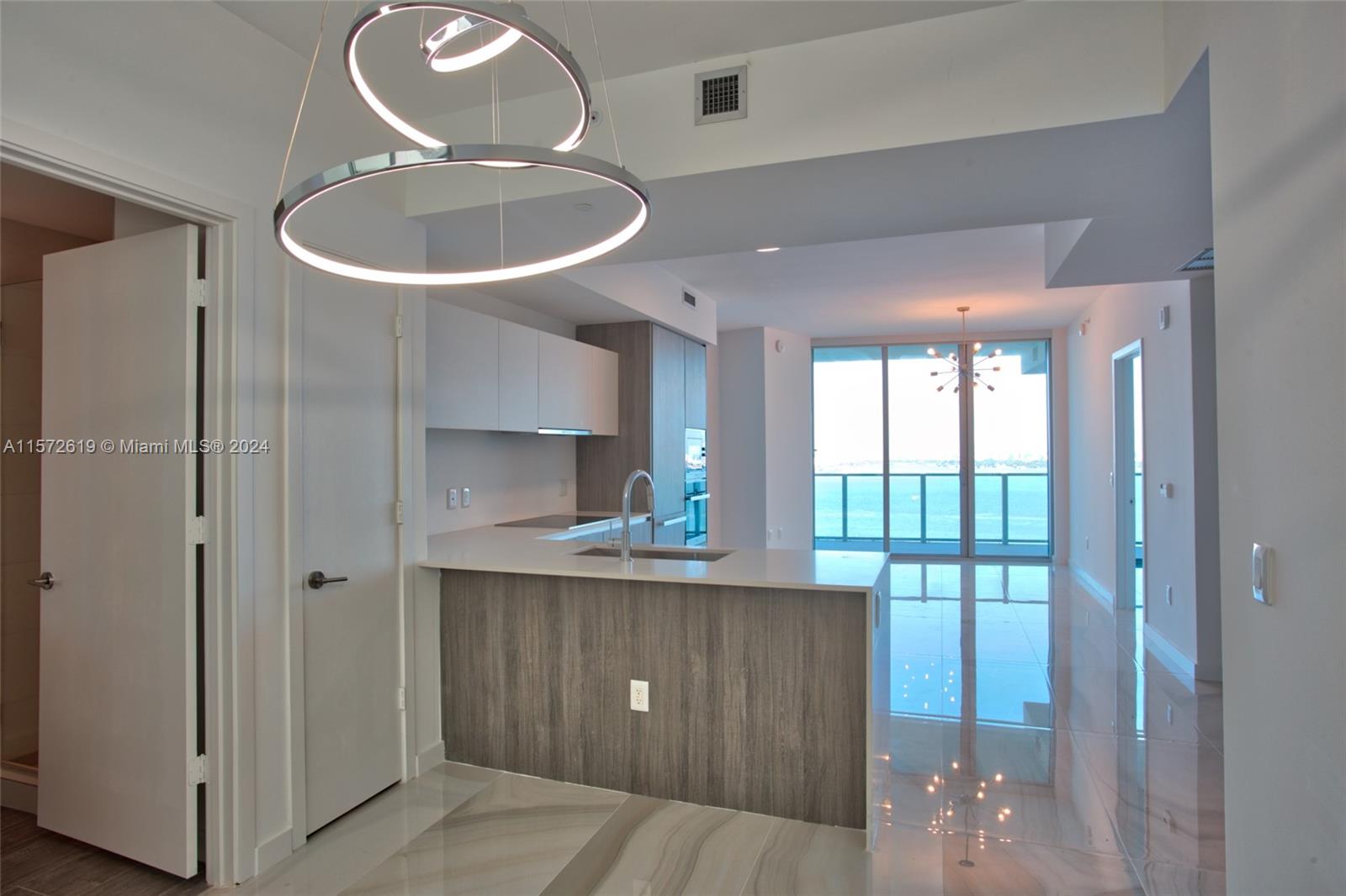 Property for Sale at 2900 Ne 7th Avenue 1703, Miami, Broward County, Florida - Bedrooms: 2 
Bathrooms: 3  - $1,175,000