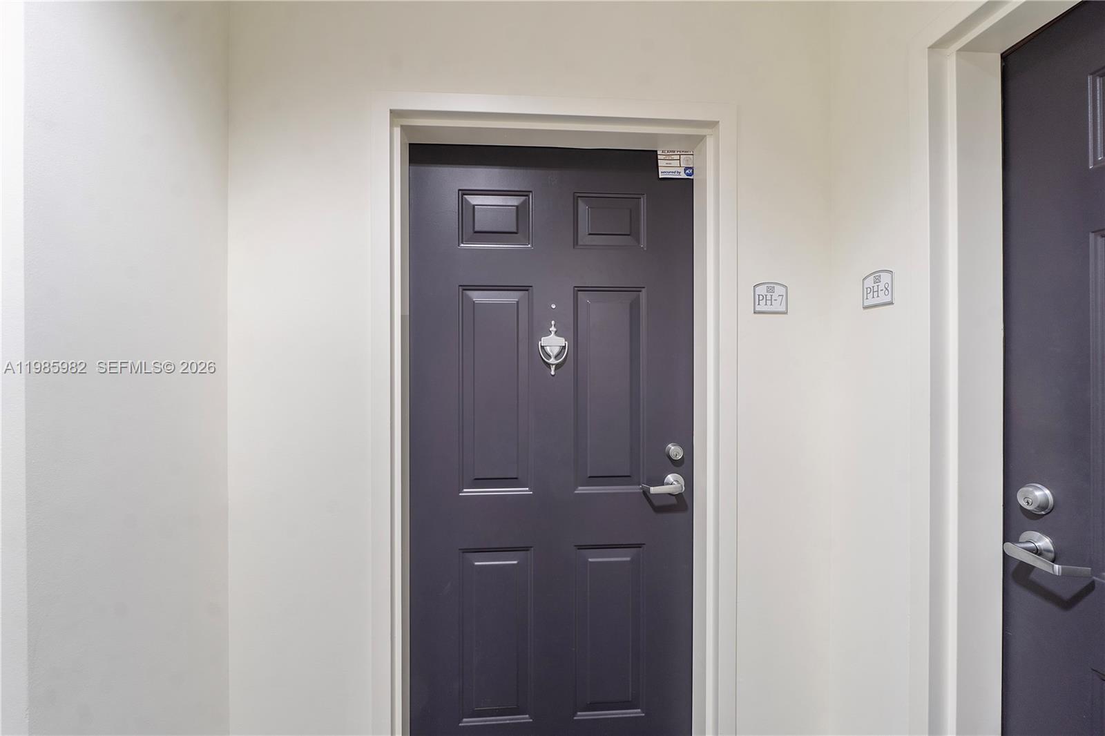 GATEWAY TO THE GROVE COND - Residential Lease