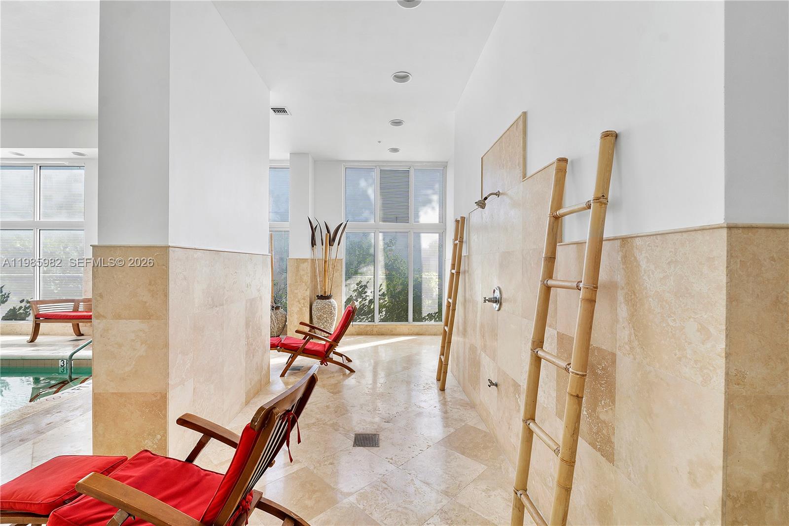 GATEWAY TO THE GROVE COND - Residential Lease