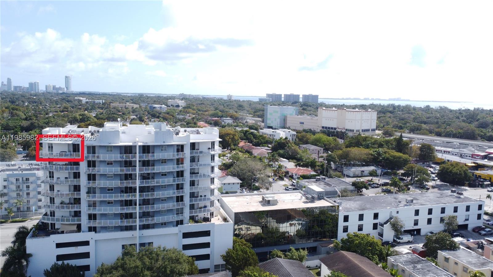 GATEWAY TO THE GROVE COND - Residential Lease