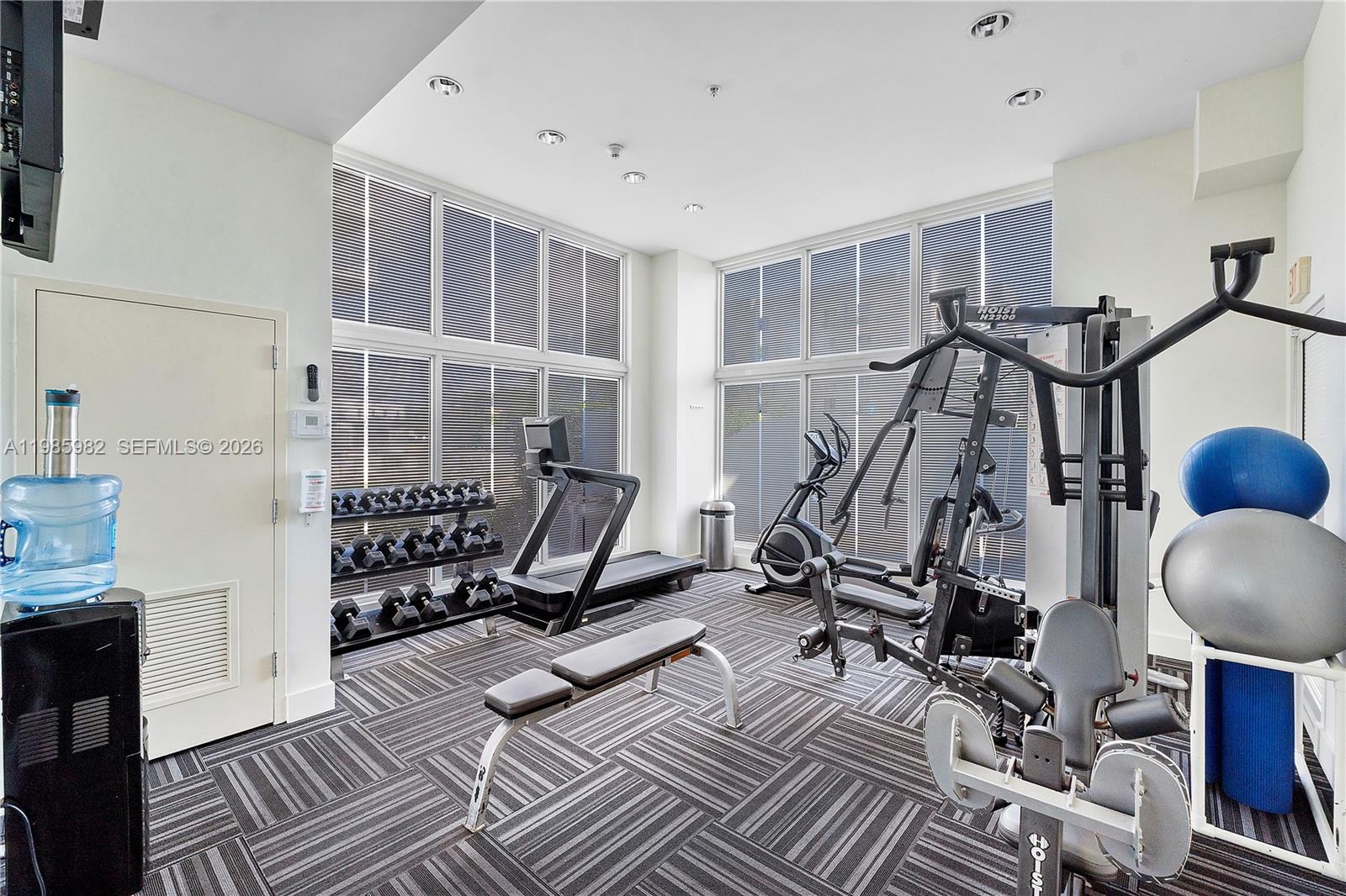 GATEWAY TO THE GROVE COND - Residential Lease