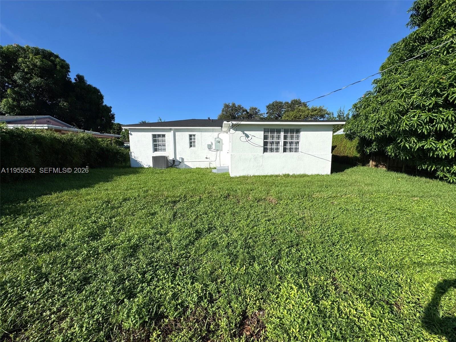 BROADMOOR MANOR - Residential