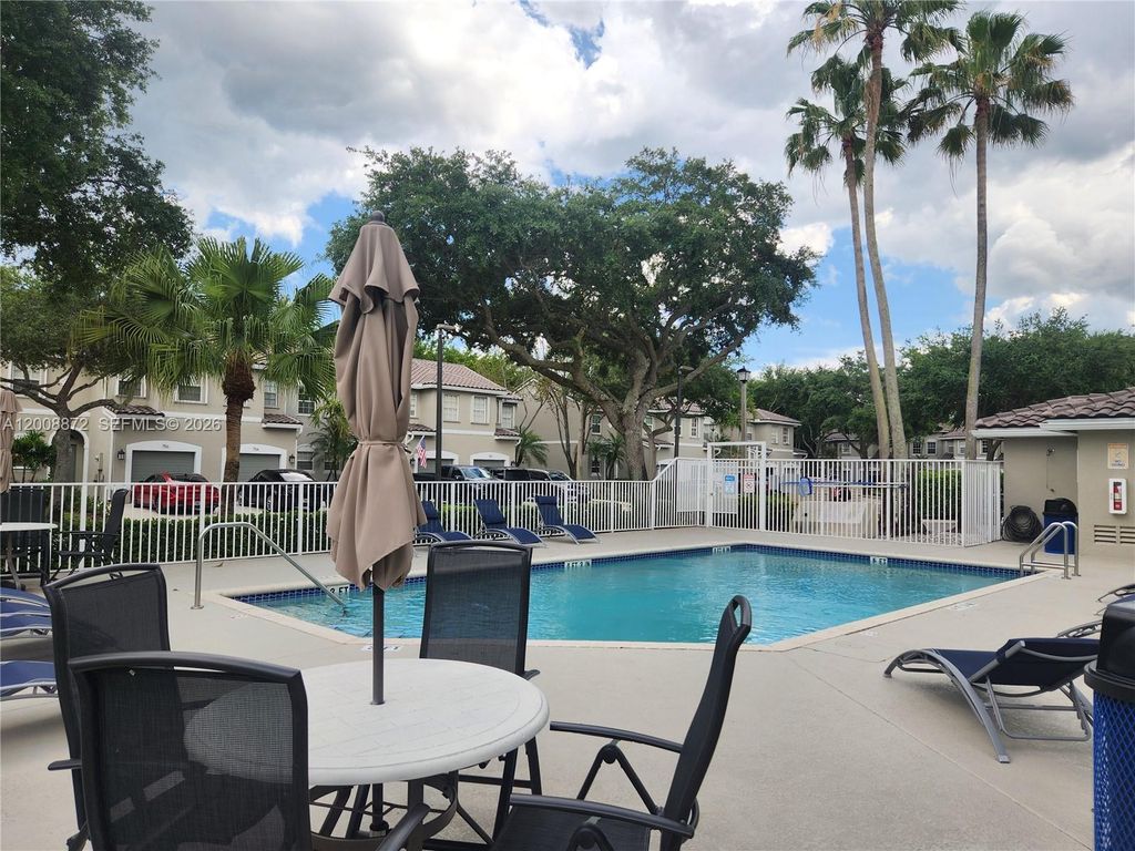 Photo of 13206 NW 7th Pl, Plantation, FL 33325 (MLS # A12008872)