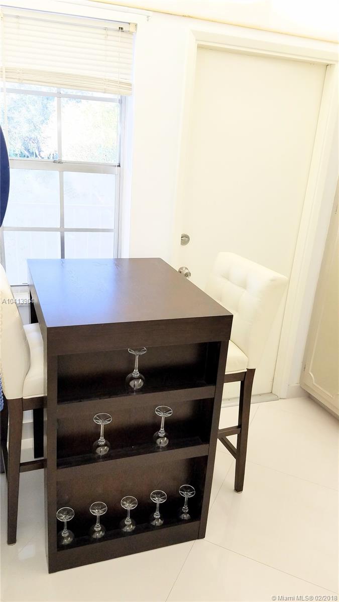 PALM-AIRE C C APTS 42 CON - Residential