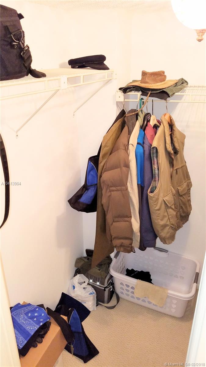 PALM-AIRE C C APTS 42 CON - Residential