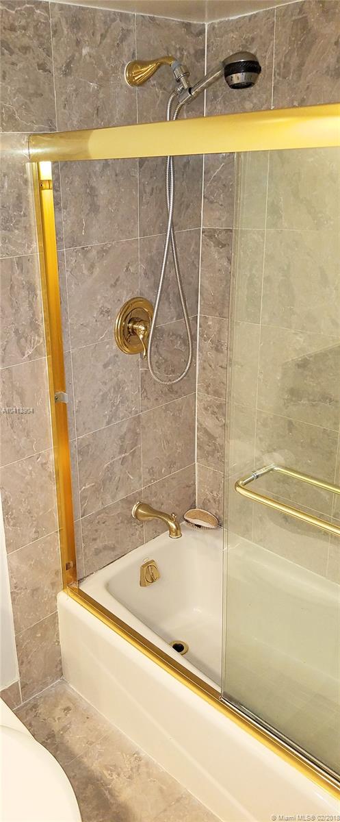 PALM-AIRE C C APTS 42 CON - Residential