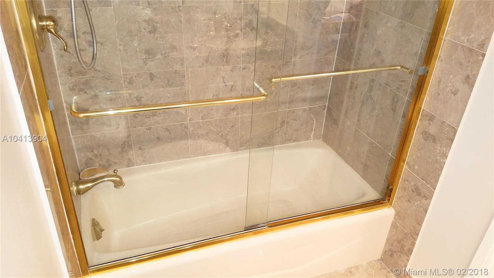 PALM-AIRE C C APTS 42 CON - Residential