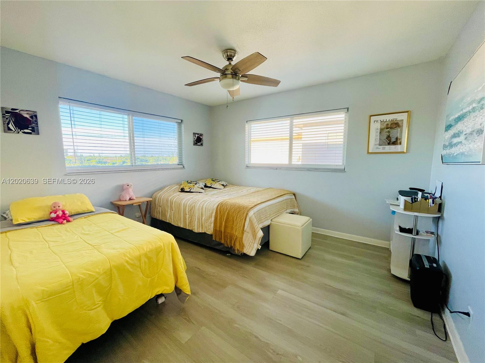 VILLAGE ROYALE ON THE GRE - Residential