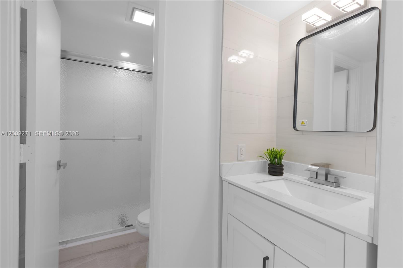 FLAMENCO CONDO TOWER I - Residential