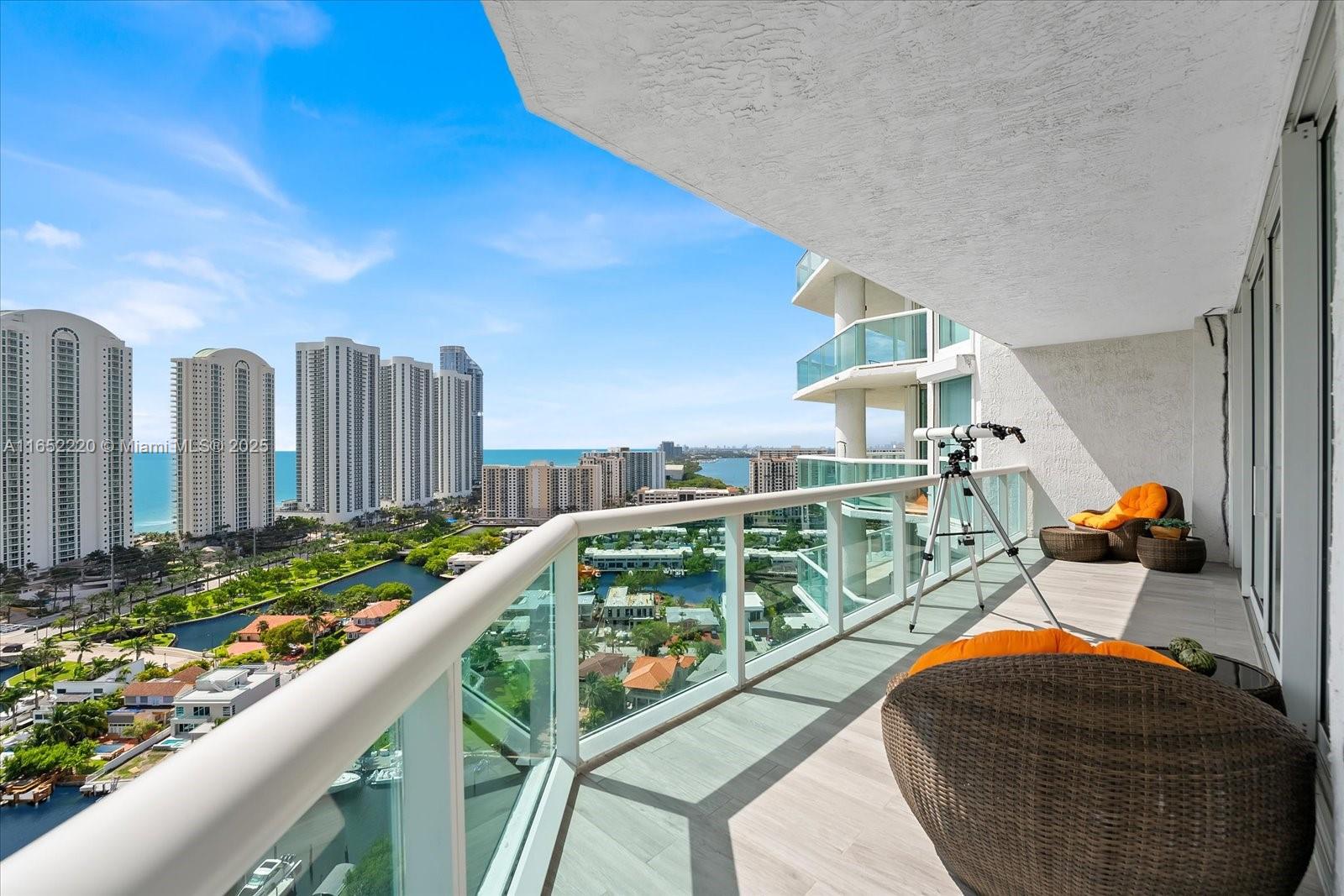 OCEANIA V CONDO - Residential