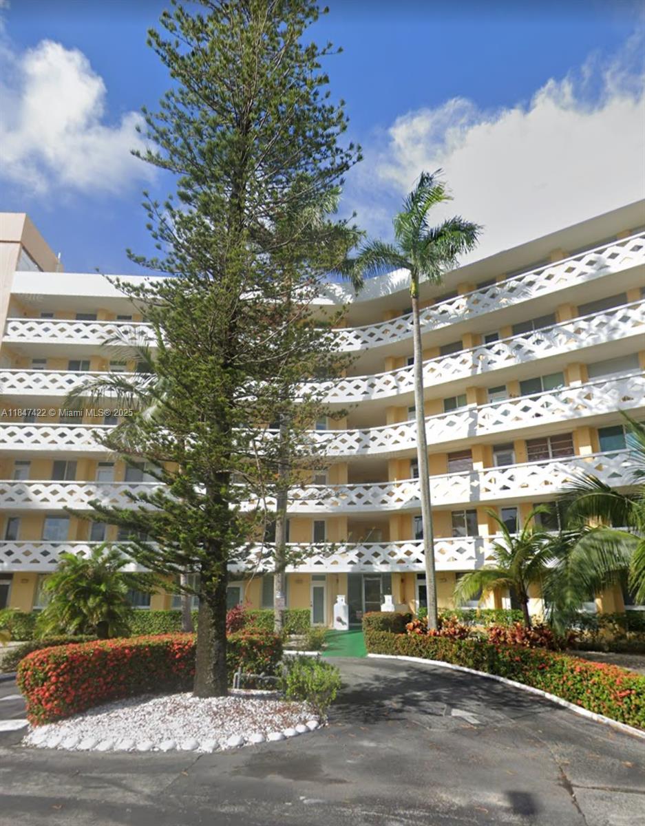 Welcome to this slice of paradise. This cozy Two bedrooms one bath offers the perfect blend of comfort and convenience just steps away from Las olas beach. Whether you are looking for a primary residence or the perfect second home, this gem is nestled in a vibrant neighborhood know for its excellent schools, trendy restaurants and shops, across the street from Galleria Mall, Publix and CVS and the relax coastal vibe. Enjoy morning strolls around the ocean, lunch at nearby cafes and evening out in Ft lauderdale's thriving Las Olas all just minutes from your door. It has a community heated pool, on site laundry facilities and a private parking. Amazing canal view. Don't miss your chance to live where others vacation.