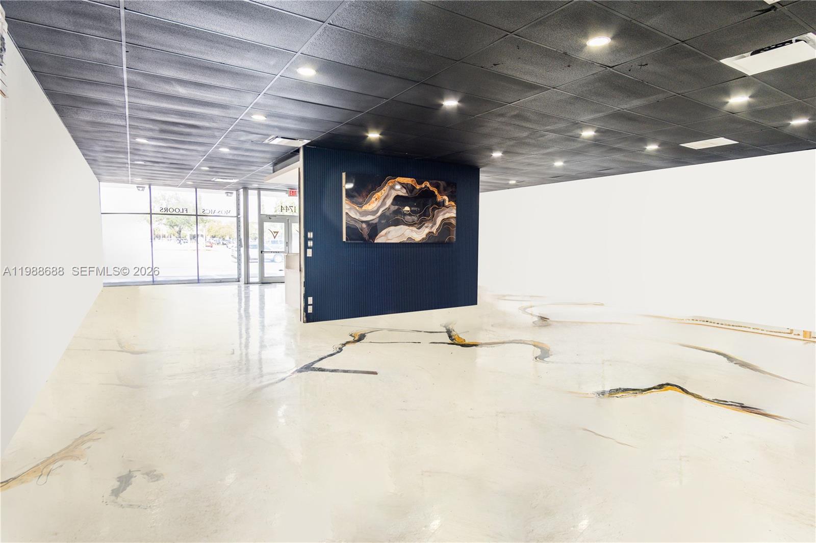 1744 E Commercial Blvd