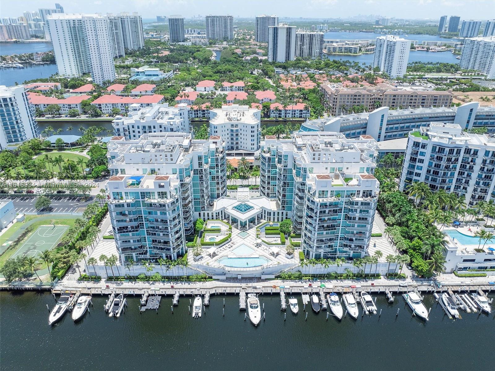 3131 Ne 188th St 2-903, Aventura, Miami-Dade County, Florida - 2 Bedrooms  
3 Bathrooms - 