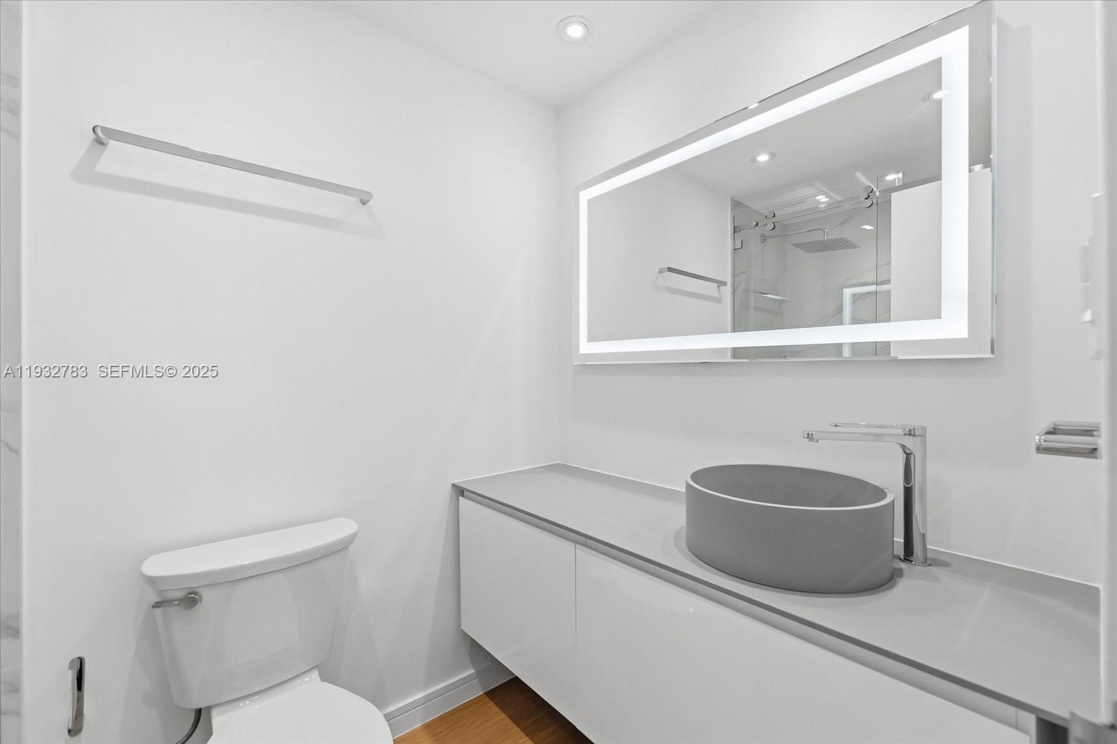 MIRADOR 1000 CONDO - Residential Lease