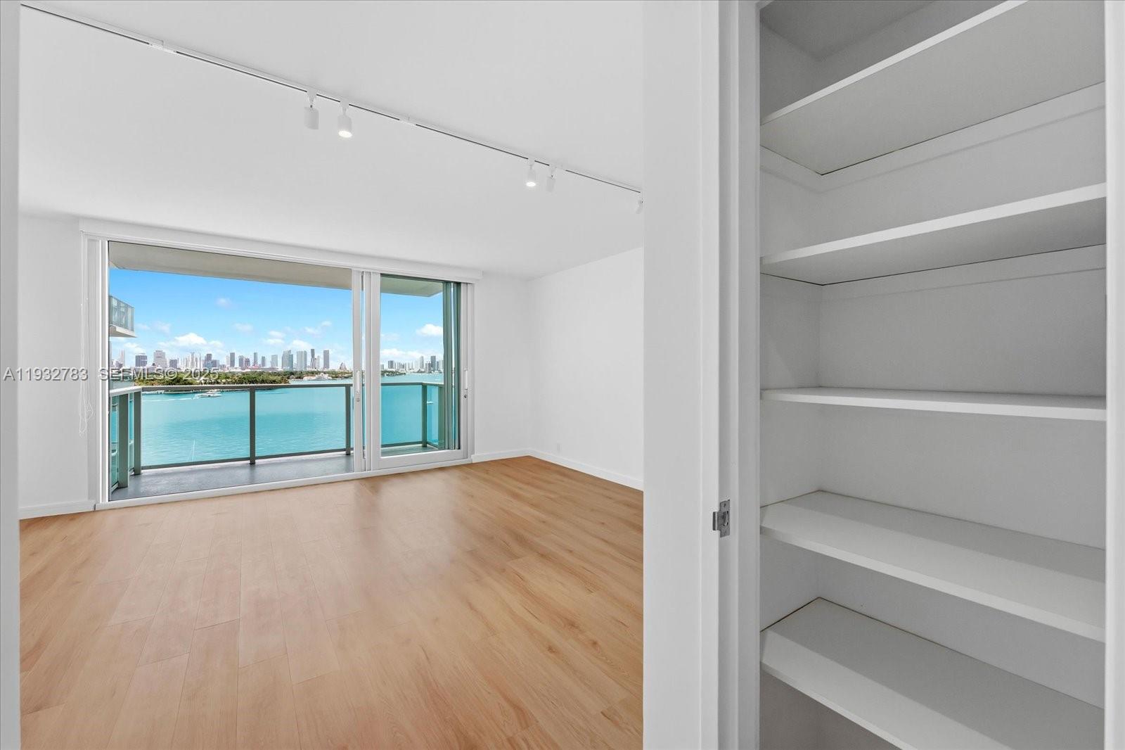 MIRADOR 1000 CONDO - Residential Lease