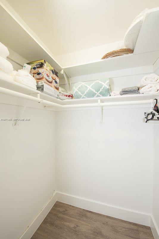 ARLEN HOUSE EAST CONDO - Residential