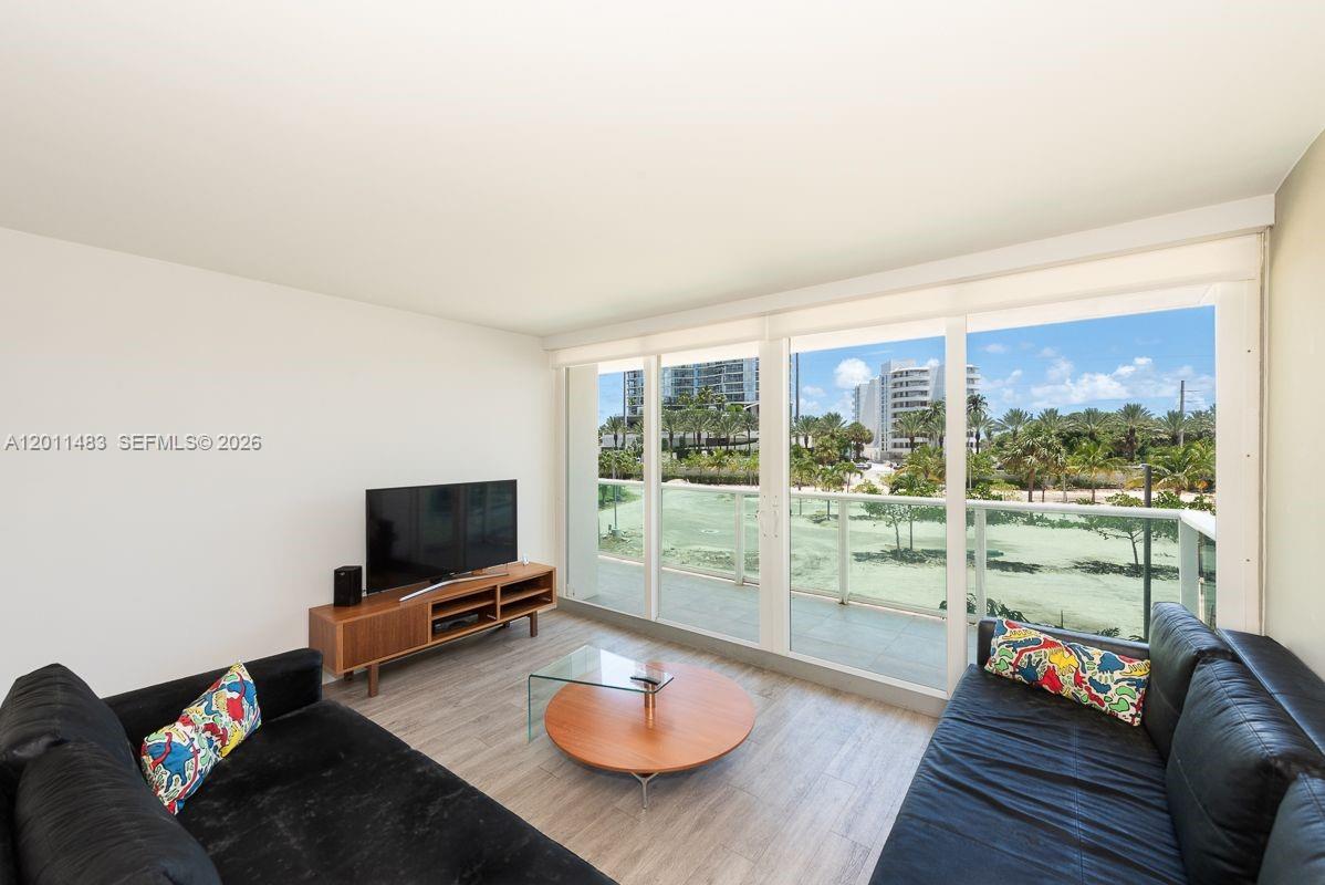ARLEN HOUSE EAST CONDO - Residential