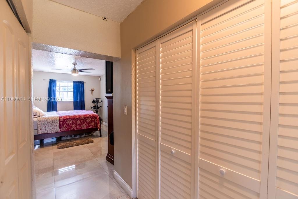 THIRD AMEND PLAT OF PORTI - Residential