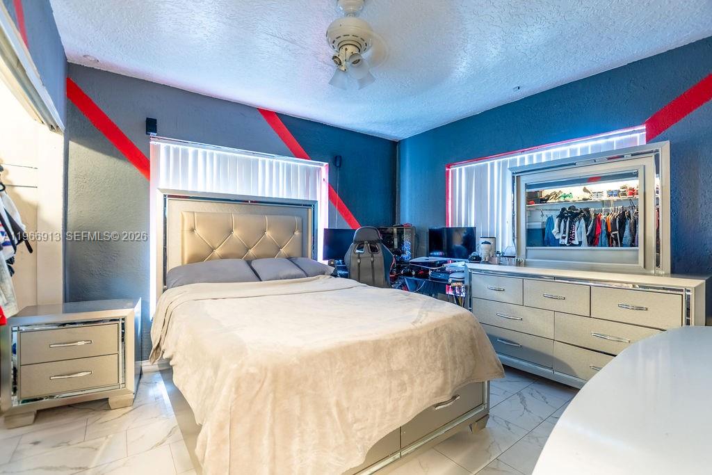 THIRD AMEND PLAT OF PORTI - Residential