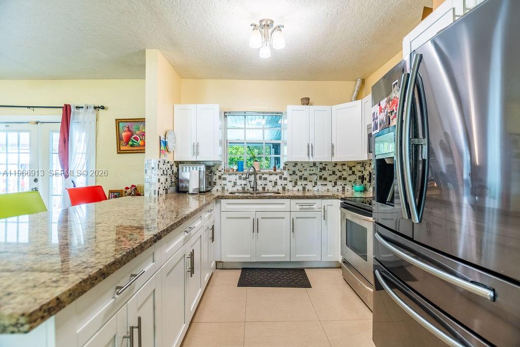 THIRD AMEND PLAT OF PORTI - Residential