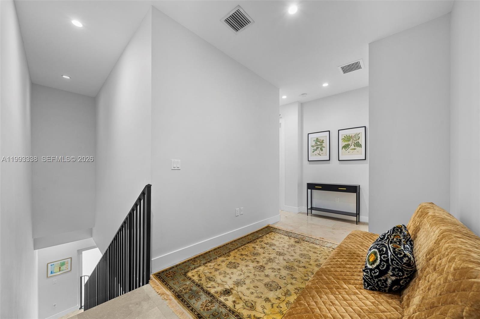 CORNER VIEW TOWNHOMES AT - Residential