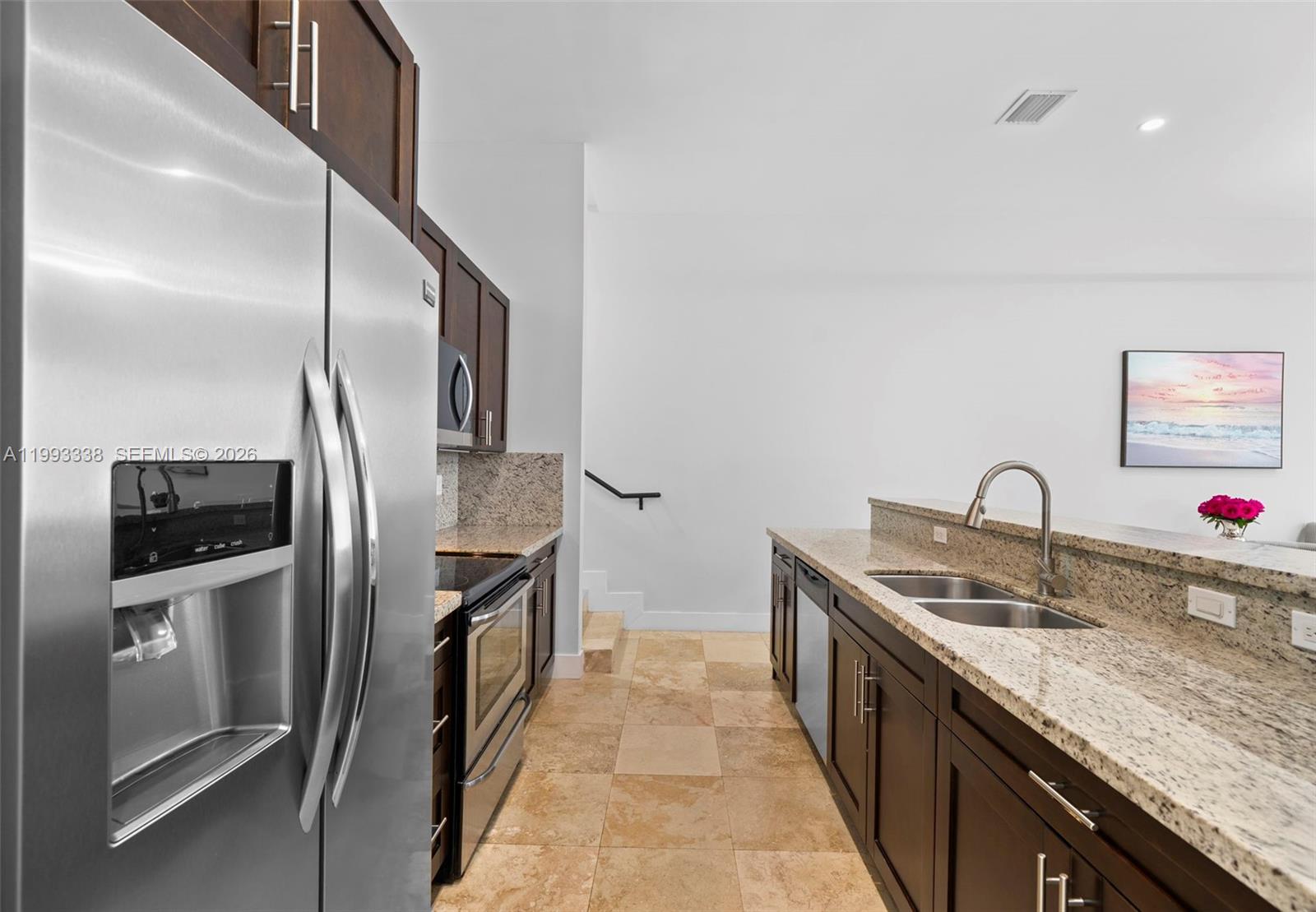 CORNER VIEW TOWNHOMES AT - Residential