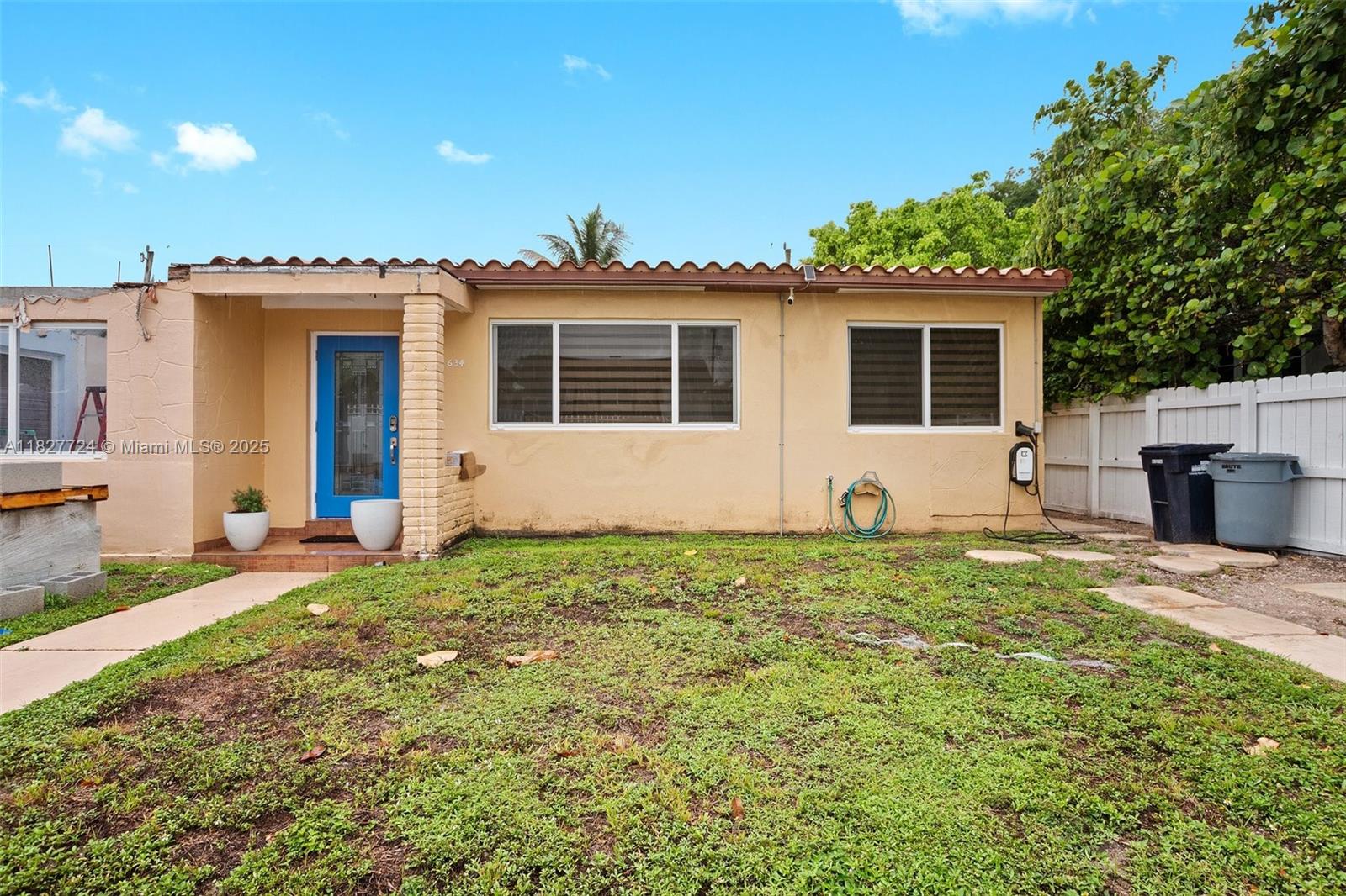 BISCAYNE BCH SUB - Residential