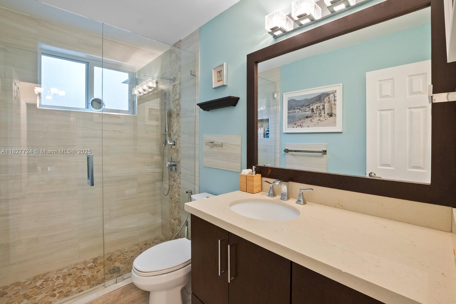 BISCAYNE BCH SUB - Residential