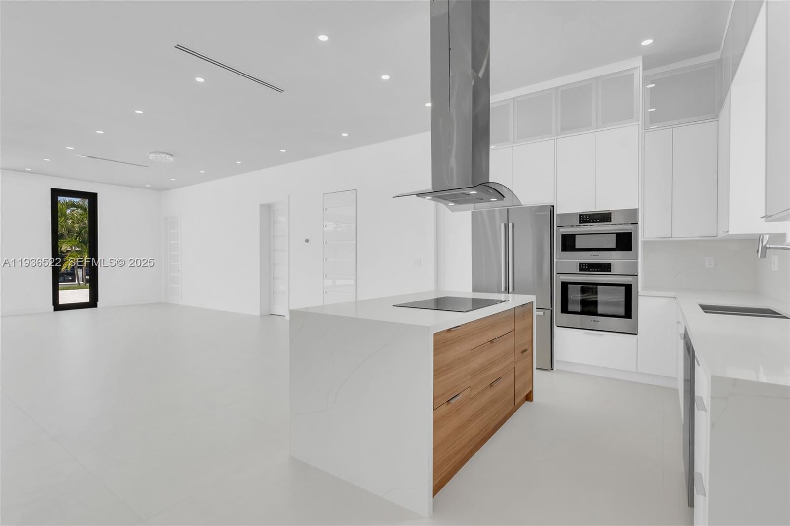 CORONADO HARBOR - Residential