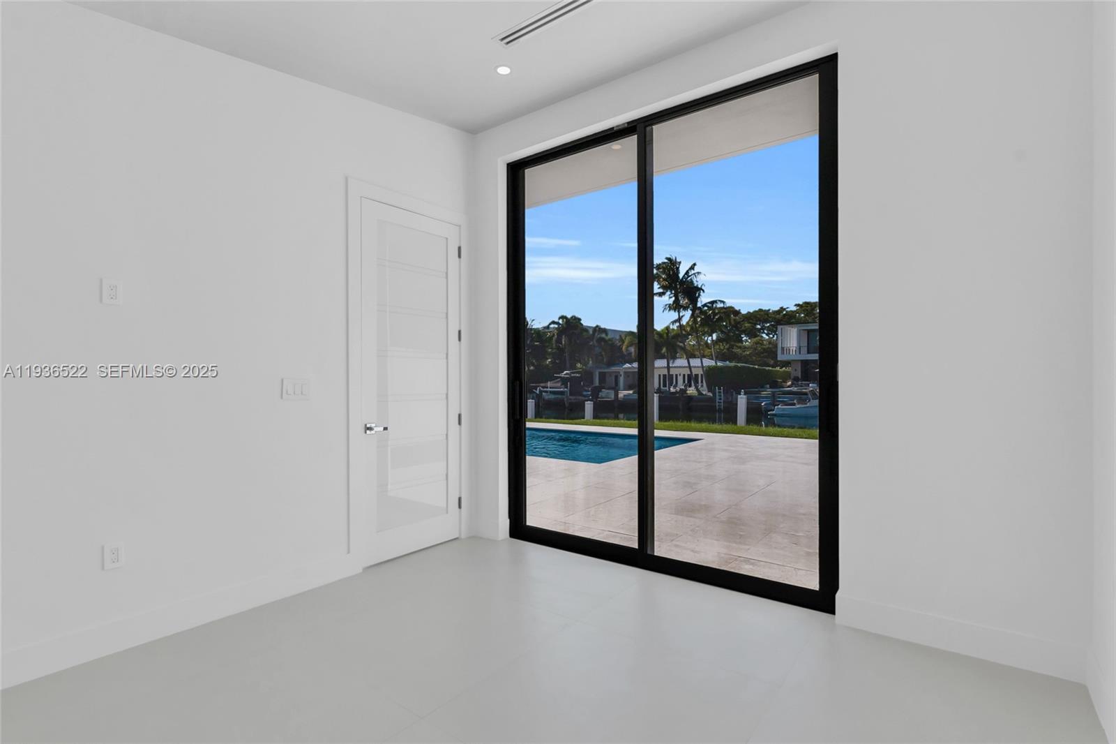 CORONADO HARBOR - Residential