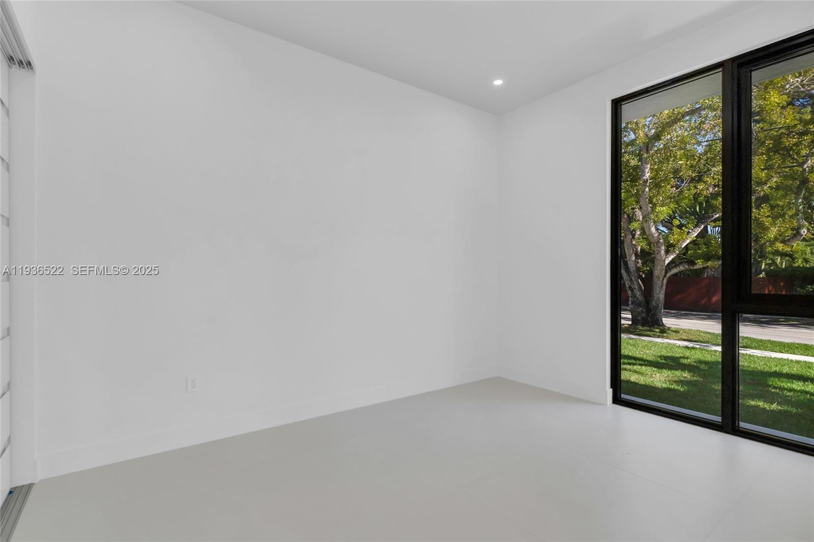 CORONADO HARBOR - Residential