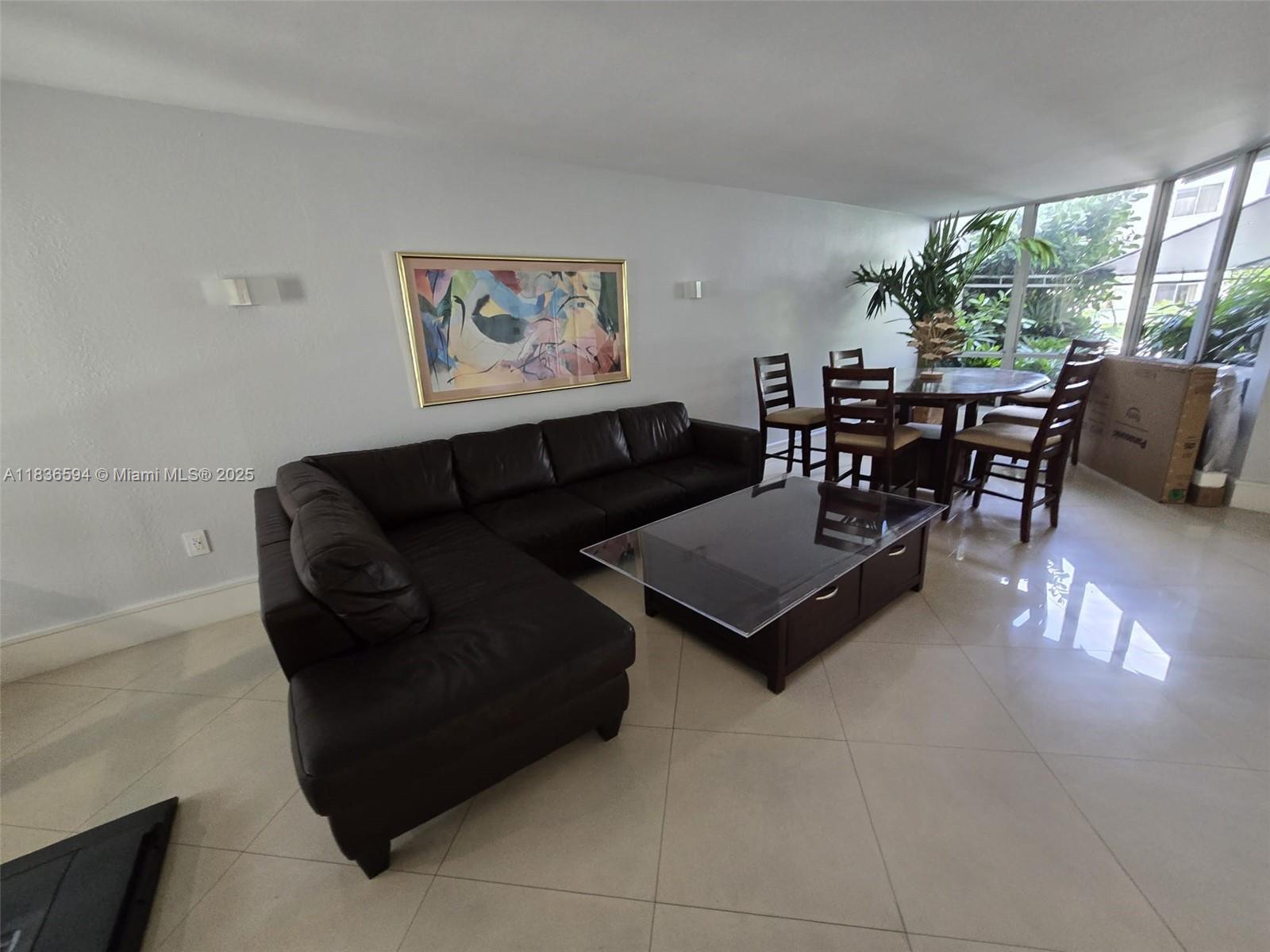 1700 NW N River Dr 1001