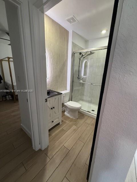 572 NE 6th Pl