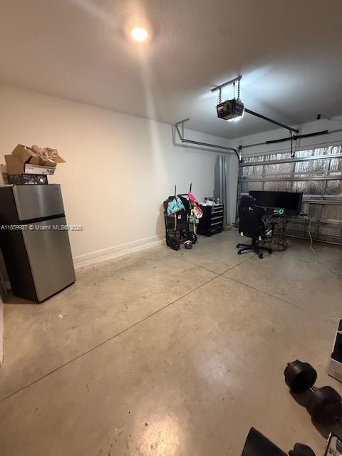 572 NE 6th Pl