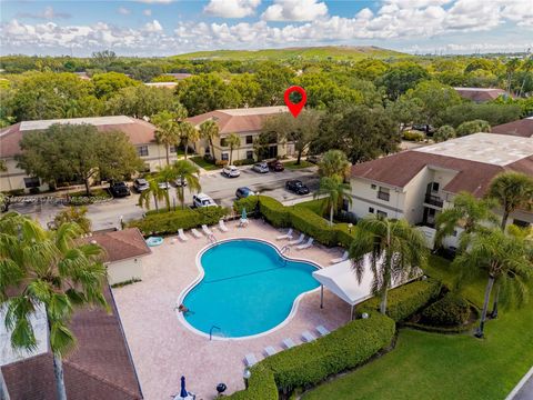 2871 S Carambola Cir S 2062 Coconut Creek FL 33066