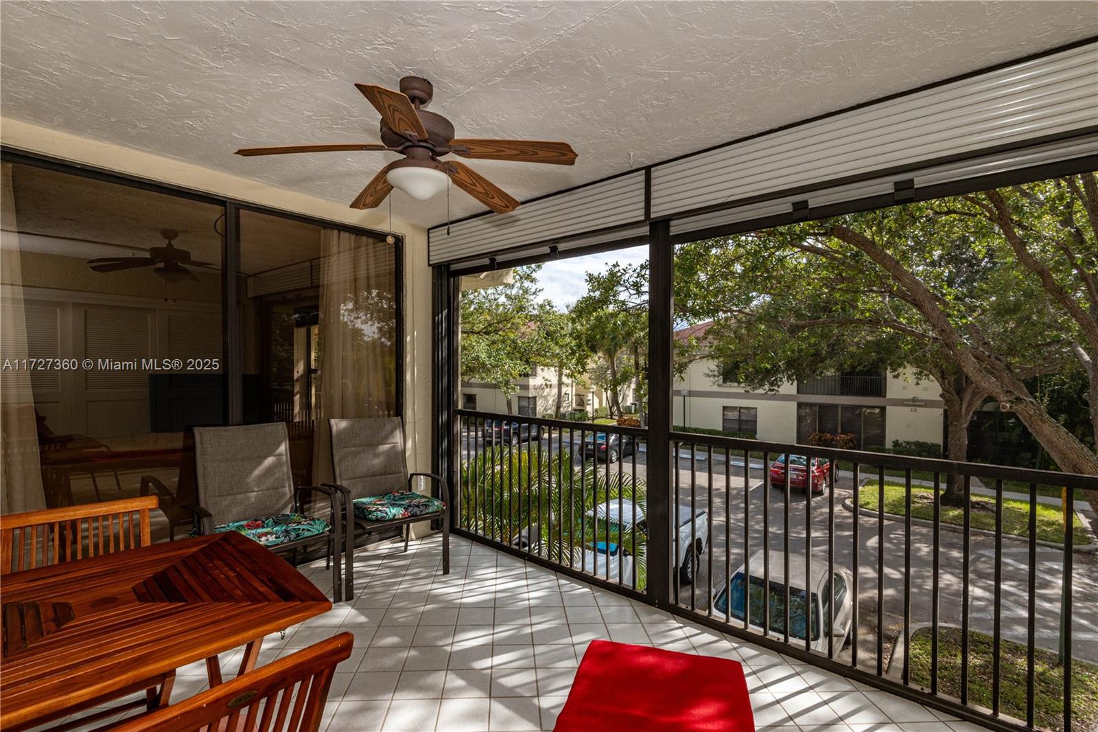 APPLEWOOD VILLAGE IV-E CO - Residential