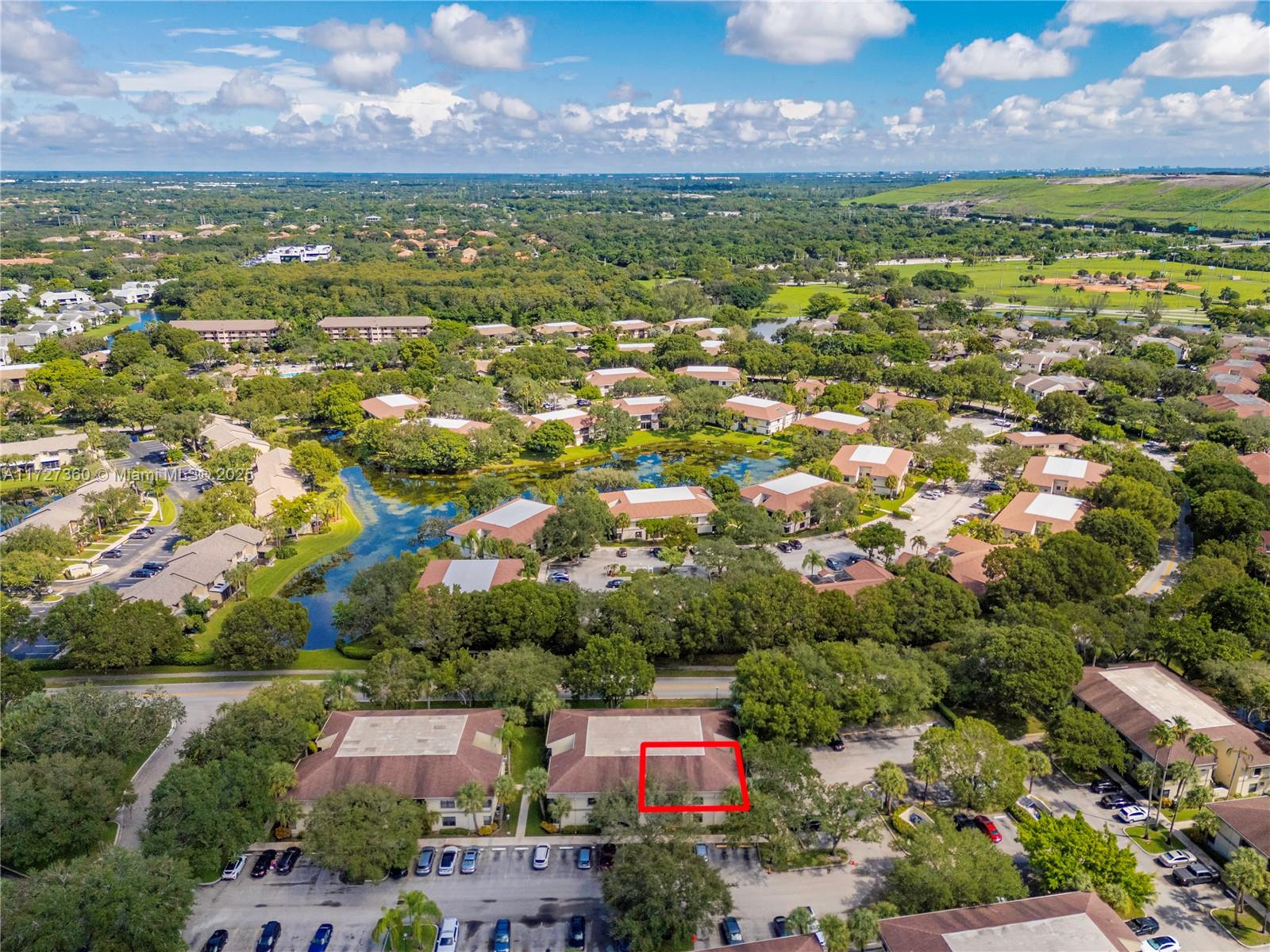 APPLEWOOD VILLAGE IV-E CO - Residential