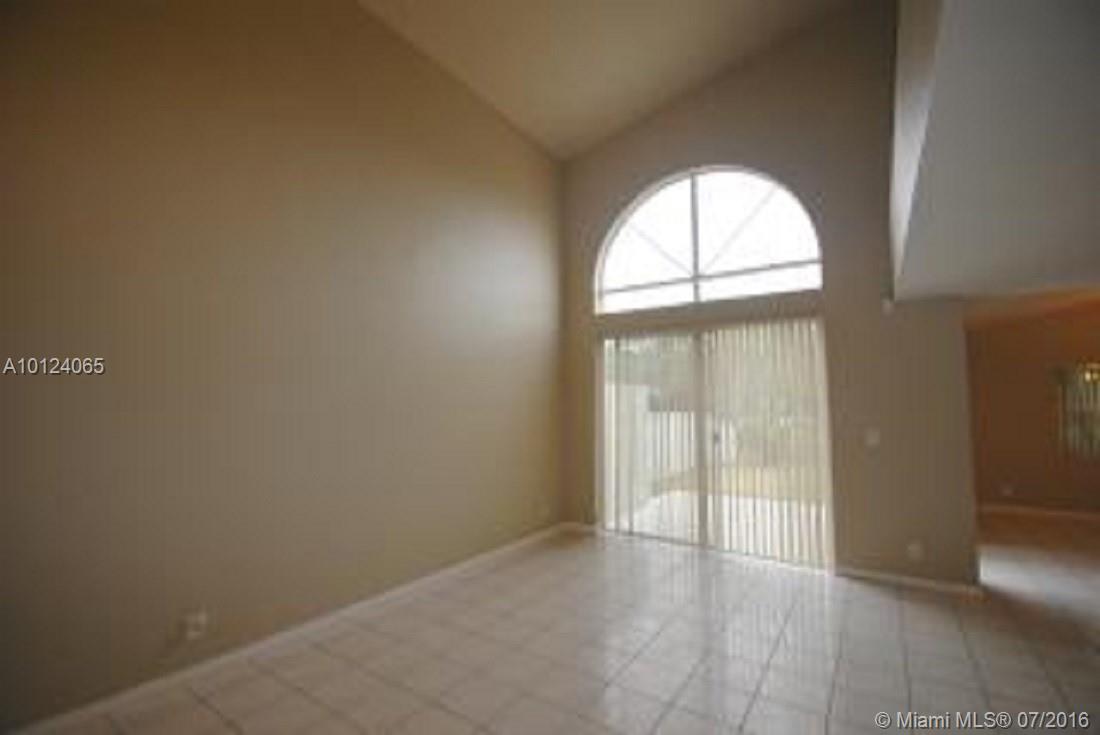 Regency Lakes At Coconut - Residential Lease