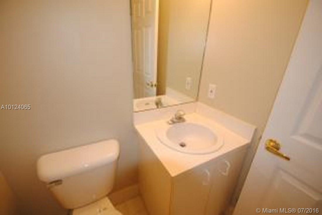 Regency Lakes At Coconut - Residential Lease